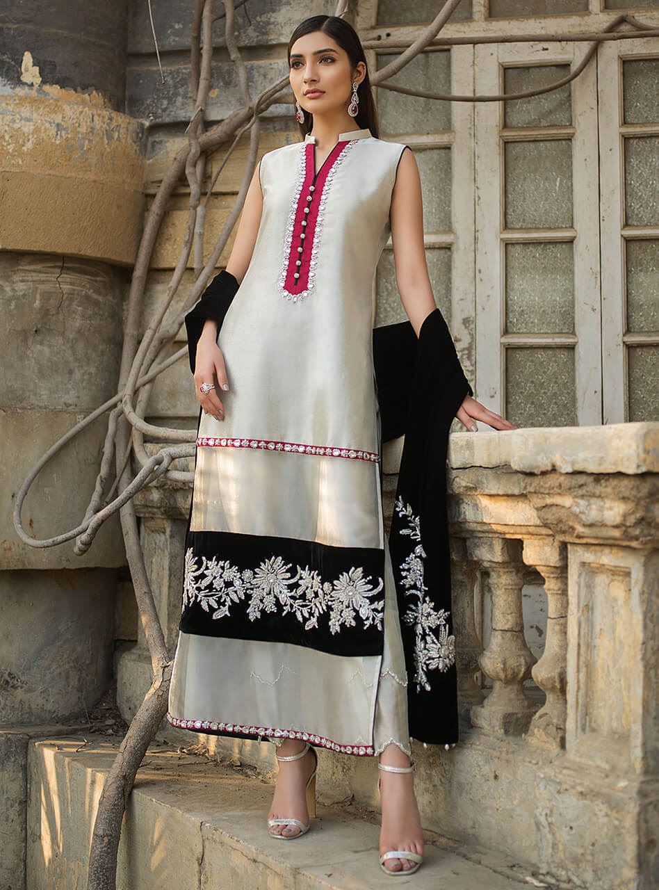 Zainab Chottani | Semi Formals | PACIFIC PEARL by Zainab Chottani - Designer Dress - Type: Ladies Clothes - Available at Libayah - 100% Original