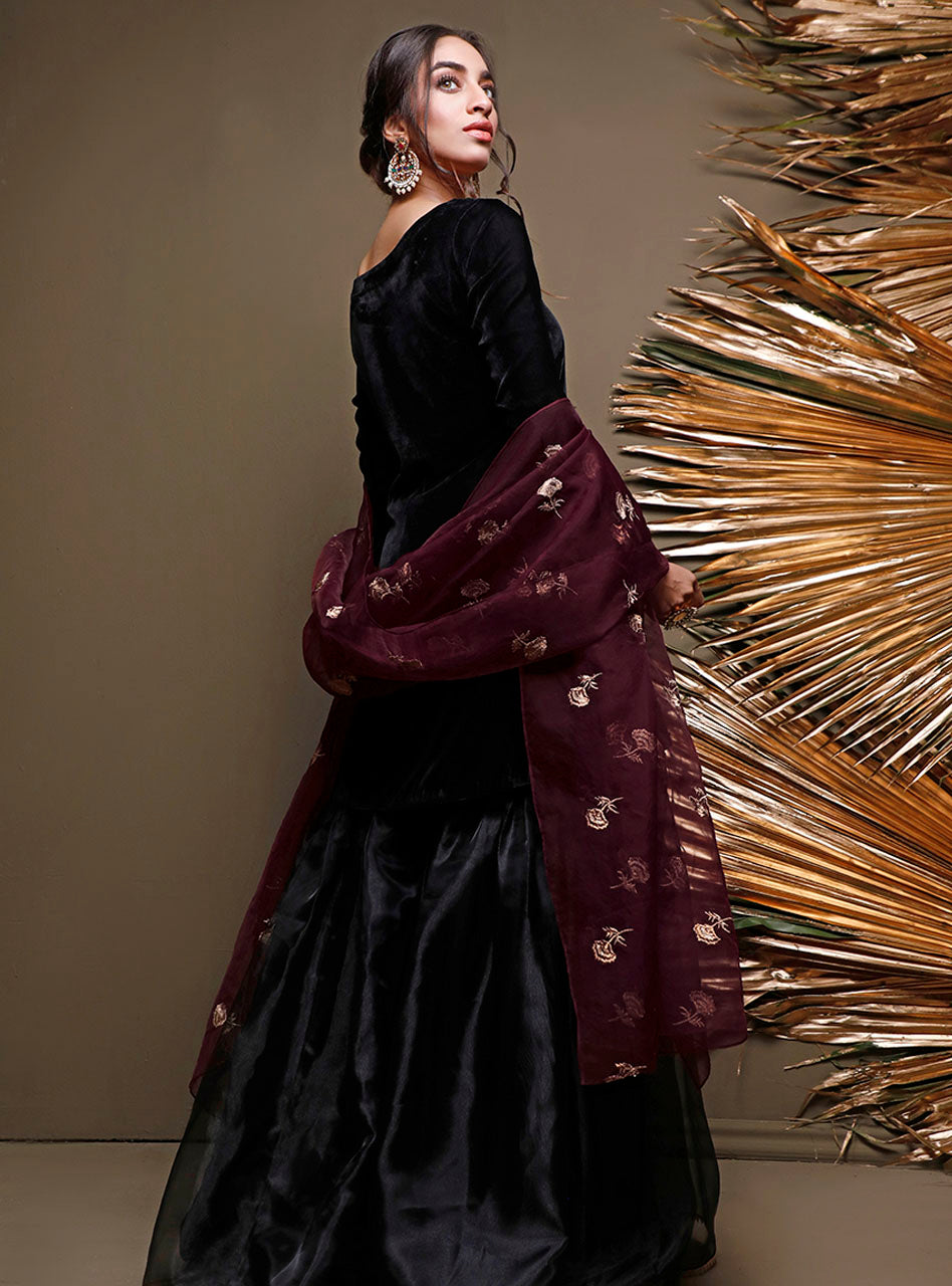 Zainab Chottani | Semi Formals | BLACKOUT BURGUNDY by Zainab Chottani - Designer Dress - Type: Ladies Clothes - Available at Libayah - 100% Original
