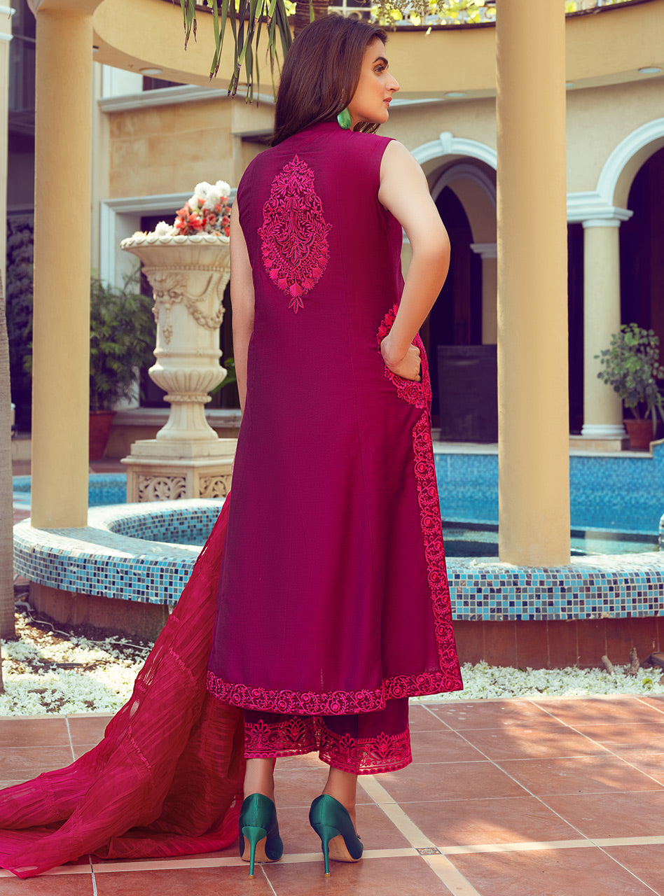Zainab Chottani | Luxury Pret | BERRY BLISS by Zainab Chottani - Designer Dress - Type: Ladies Clothes - Available at Libayah - 100% Original