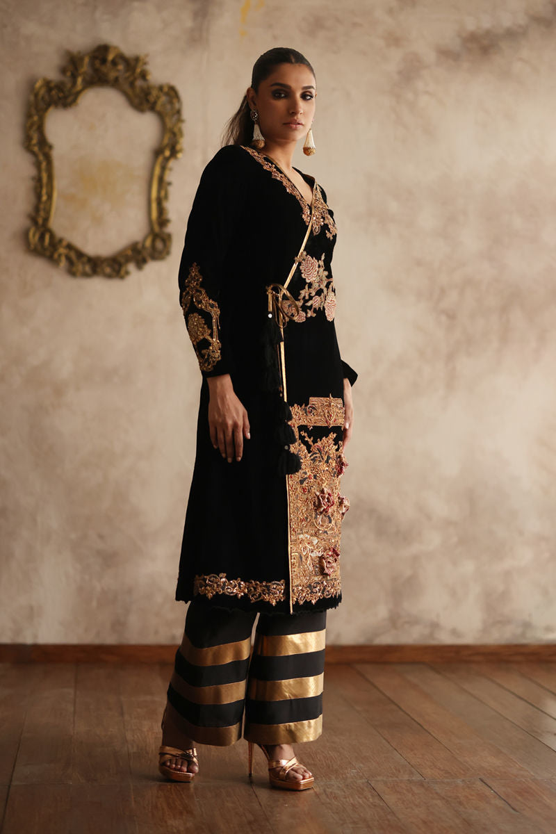 Shamaeel Ansari | Symposium of Queens | EQ-13 by Shamaeel Ansari - Designer Dress - Type: Bridal - Available at Libayah - 100% Original