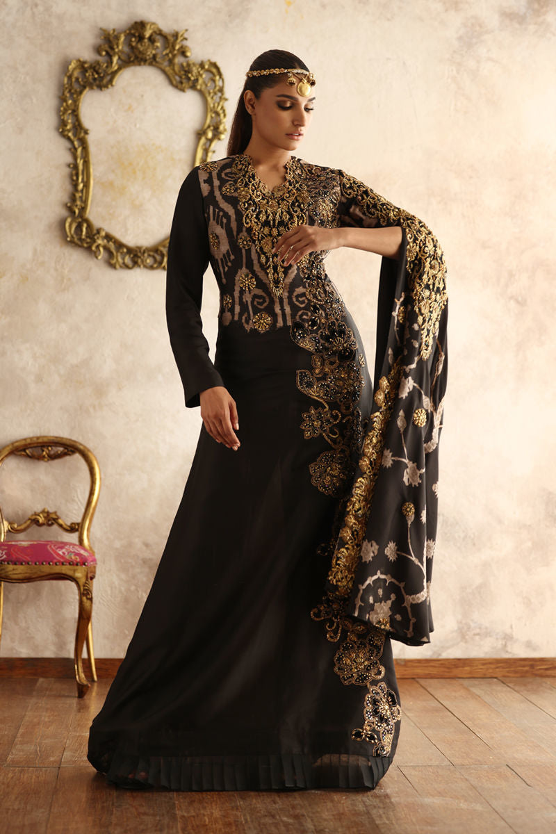 Shamaeel Ansari | Symposium of Queens | EQ-07 by Shamaeel Ansari - Designer Dress - Type: Bridal - Available at Libayah - 100% Original