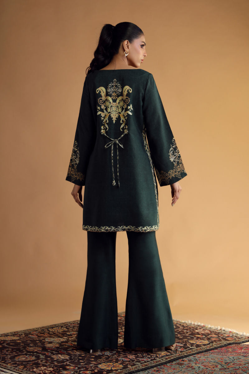 Shamaeel Ansari | Divine Couture | DC-07 by Shamaeel Ansari - Designer Dress - Type: Ladies Clothes - Available at Libayah - 100% Original