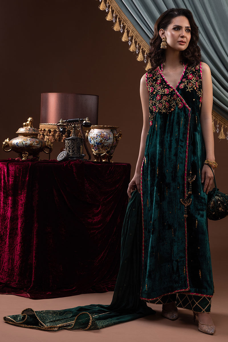 Ansab Jahangir | Bow Velvet Edit | FREYA by Ansab Jahangir - Designer Dress - Type: Ladies Clothes - Available at Libayah - 100% Original