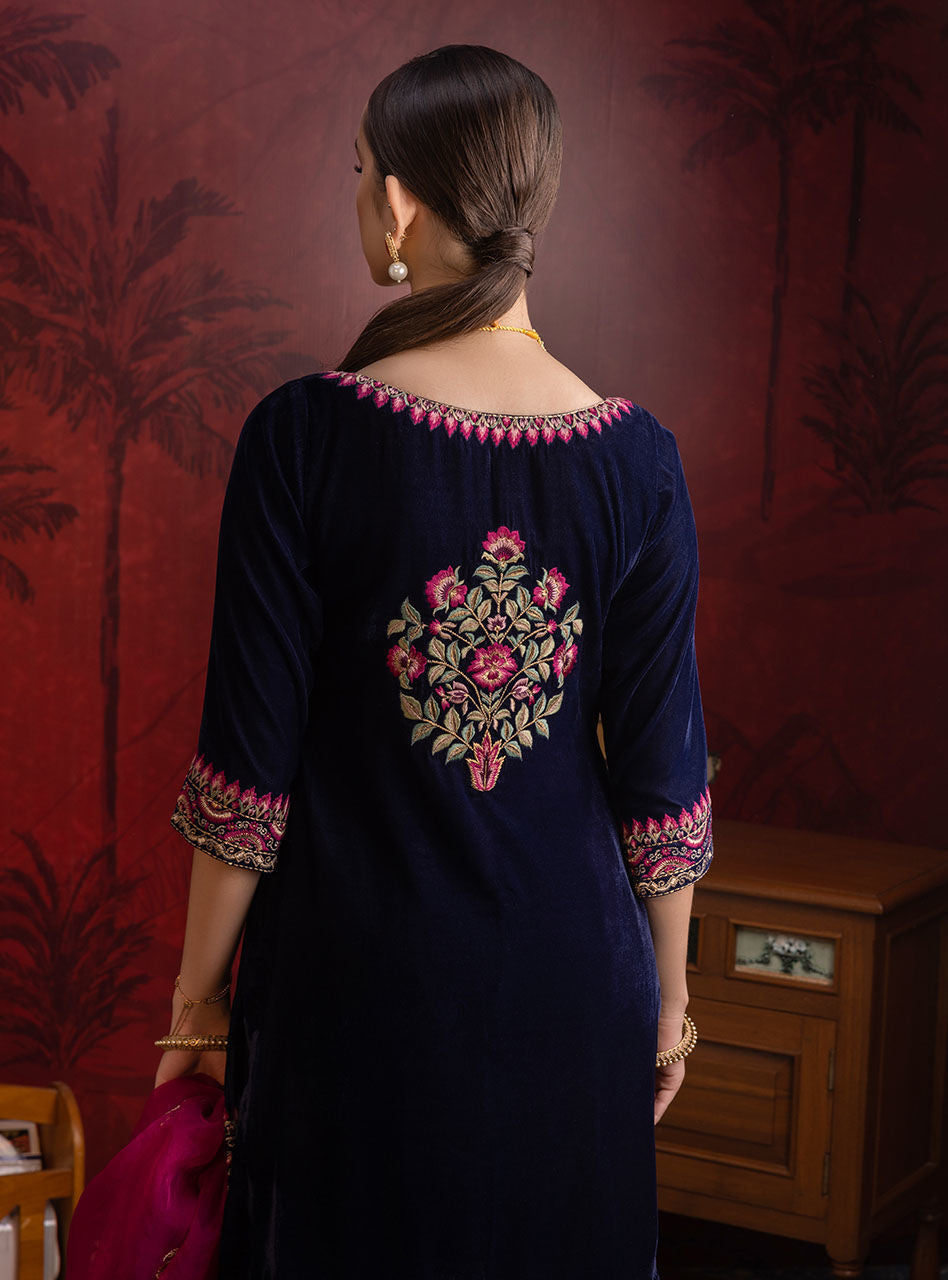 Zainab Chottani | Luxury Pret | AIRA by Zainab Chottani - Designer Dress - Type: Ladies Clothes - Available at Libayah - 100% Original