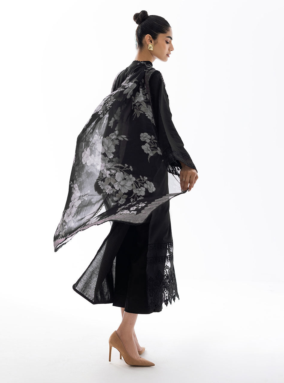Zainab Chottani | Casual Pret | BLACK GLAZE by Zainab Chottani - Designer Dress - Type: Casuals - Available at Libayah - 100% Original
