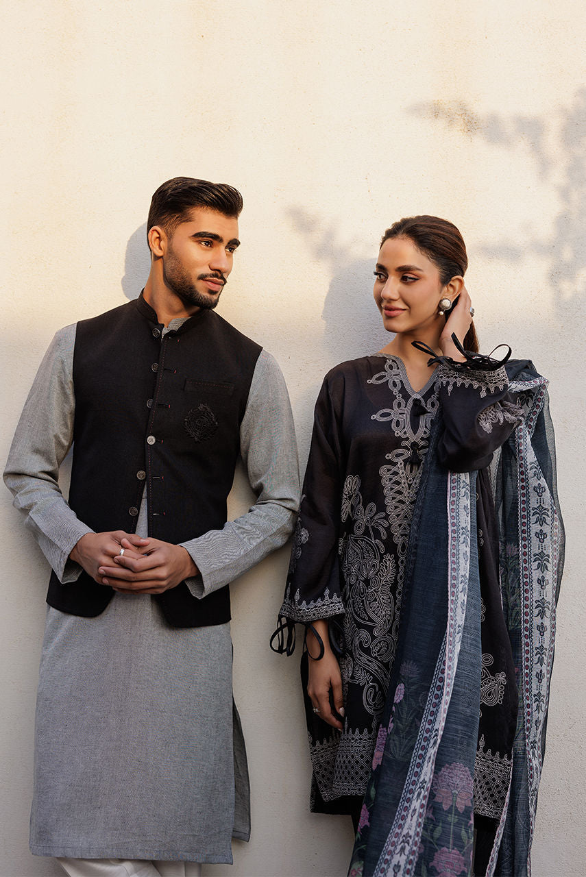 Deepak Perwani | Eid 25 | Ktd4127 by Deepak Perwani - Designer Dress - Type: Ladies Clothes - Available at Libayah - 100% Original