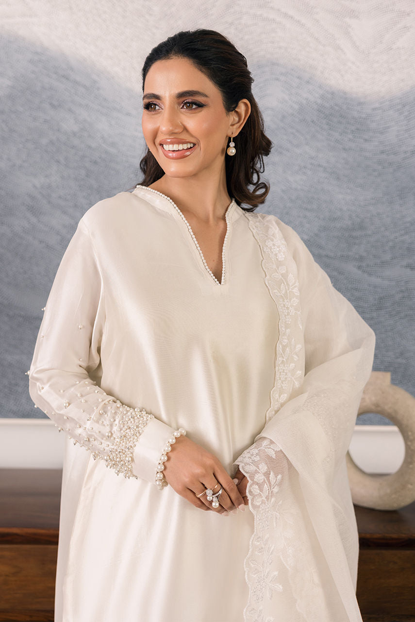 Deepak Perwani | Eid Edit 25 | Kut328 by Deepak Perwani - Designer Dress - Type: Ladies Clothes - Available at Libayah - 100% Original