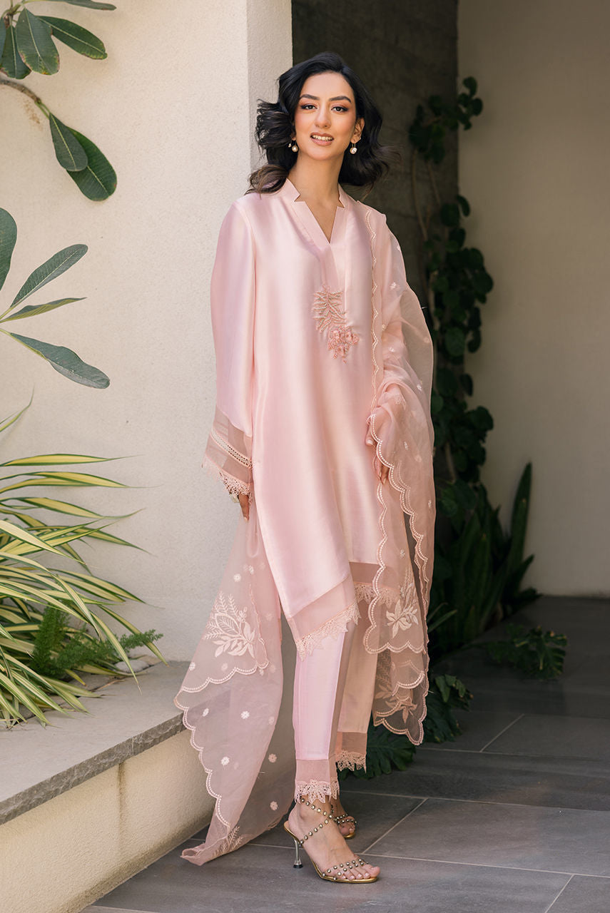 Deepak Perwani | Eid Edit 25 | Kut322 by Deepak Perwani - Designer Dress - Type: Ladies Clothes - Available at Libayah - 100% Original
