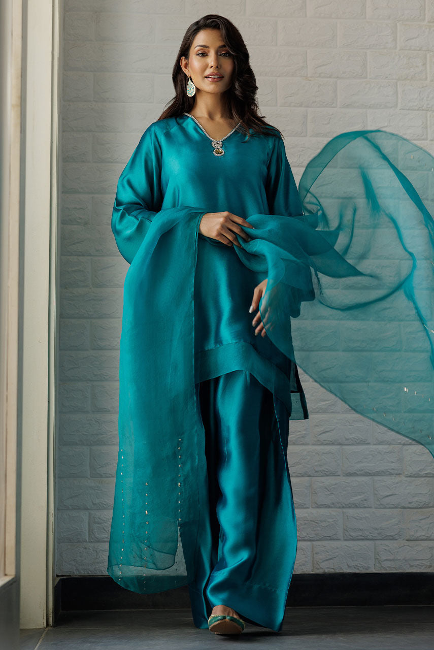 Deepak Perwani | Summer Festive 25 | Kut354 by Deepak Perwani - Designer Dress - Type: Ladies Clothes - Available at Libayah - 100% Original