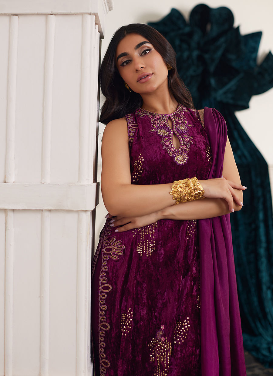 Farah Talib Aziz | Velvets The After Party | CHANTELLE SHIRT AND DUPATTA by Farah Talib Aziz - Designer Dress - Type: Ladies Clothes - Available at Libayah - 100% Original