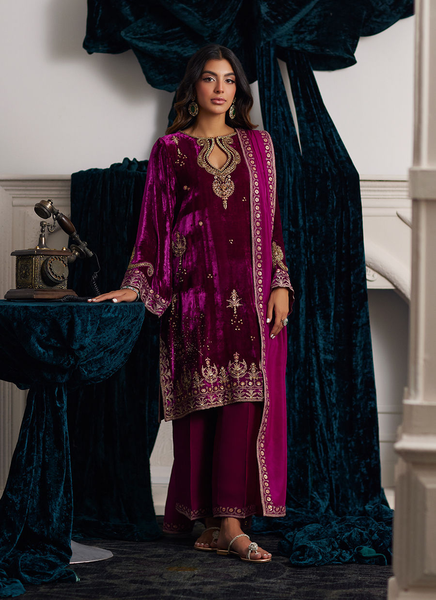 Farah Talib Aziz | Velvets The After Party | EMILI VELVET SHIRT AND DUPATTA by Farah Talib Aziz - Designer Dress - Type: Ladies Clothes - Available at Libayah - 100% Original