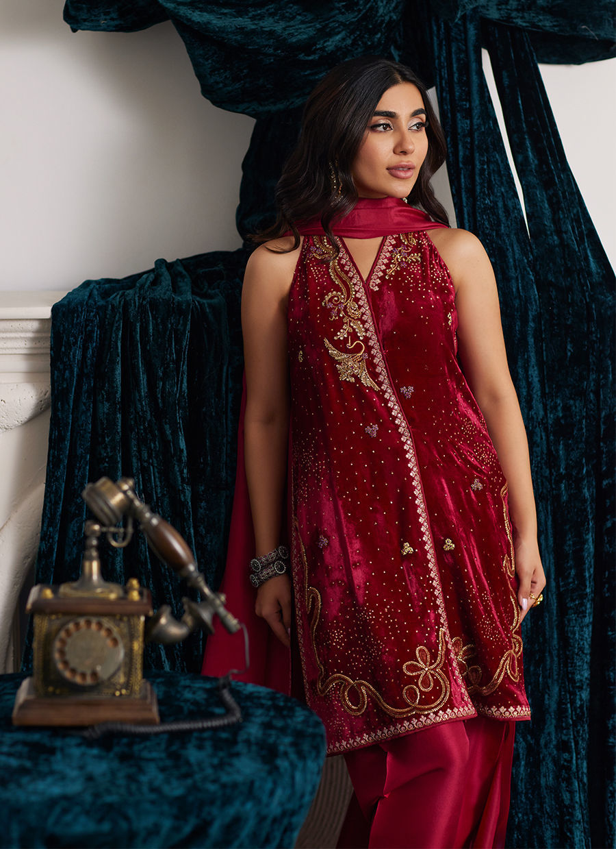 Farah Talib Aziz | Velvets The After Party | ISMAYA SHIRT AND DUPATTA by Farah Talib Aziz - Designer Dress - Type: Ladies Clothes - Available at Libayah - 100% Original