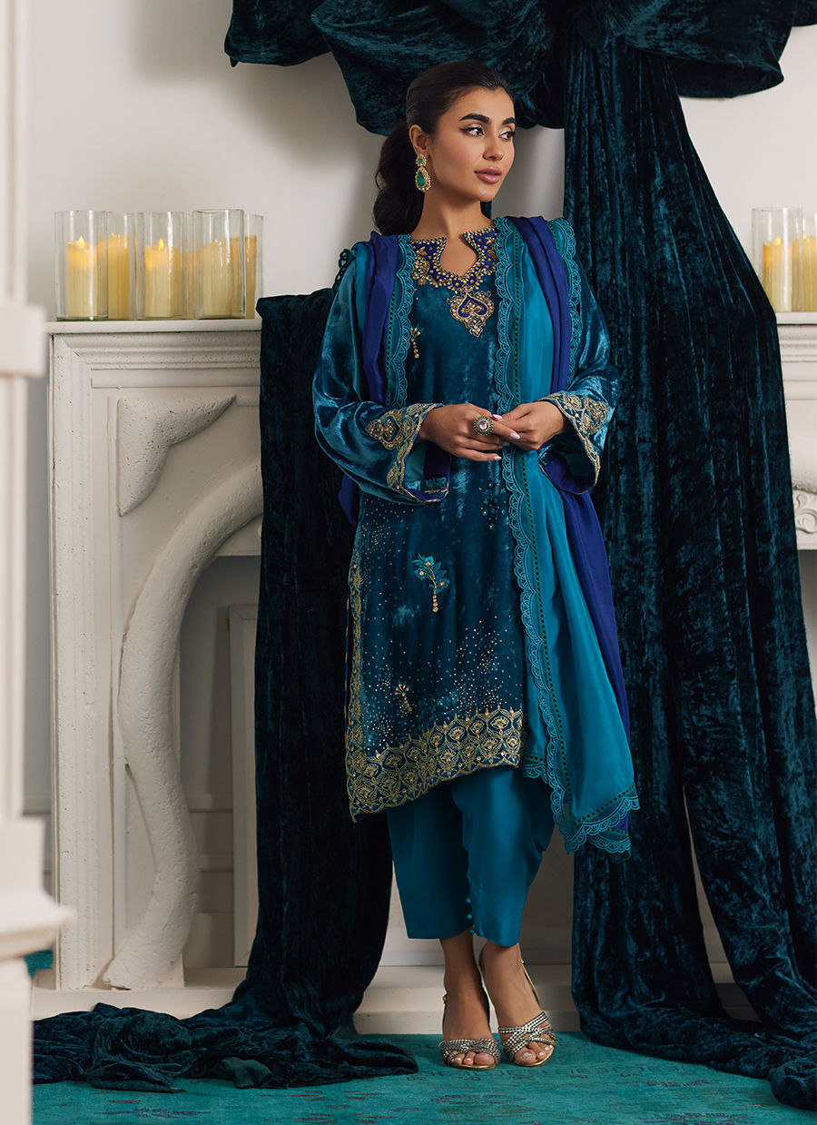 Farah Talib Aziz | Velvets The After Party | STIXX SHIRT AND DUPATTA by Farah Talib Aziz - Designer Dress - Type: Ladies Clothes - Available at Libayah - 100% Original