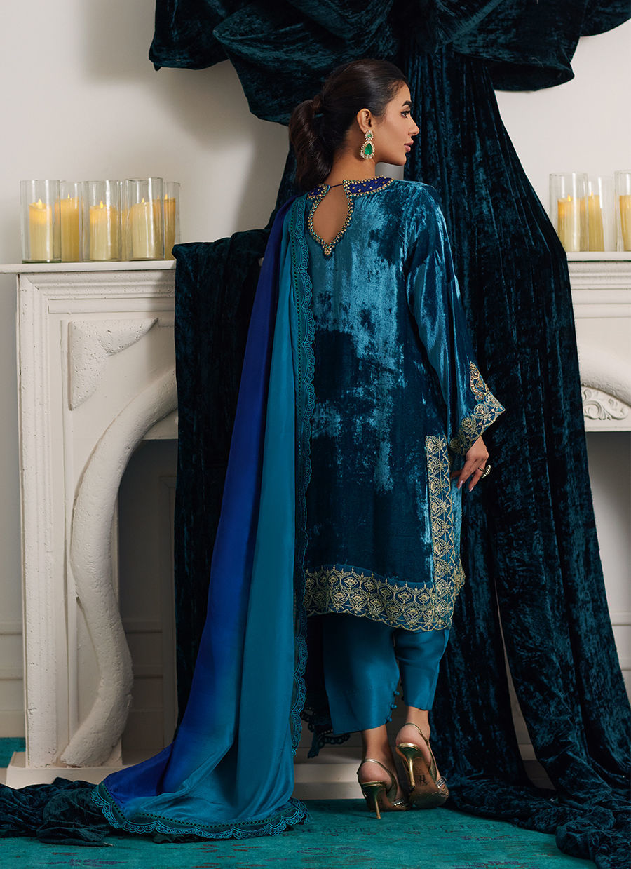 Farah Talib Aziz | Velvets The After Party | STIXX SHIRT AND DUPATTA by Farah Talib Aziz - Designer Dress - Type: Ladies Clothes - Available at Libayah - 100% Original