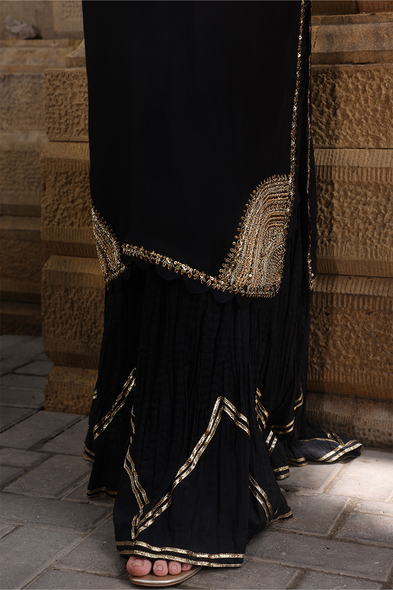 Mona Imran | Dilzaib Formals | Janan by Mona Imran - Designer Dress - Type: Ladies Clothes - Available at Libayah - 100% Original
