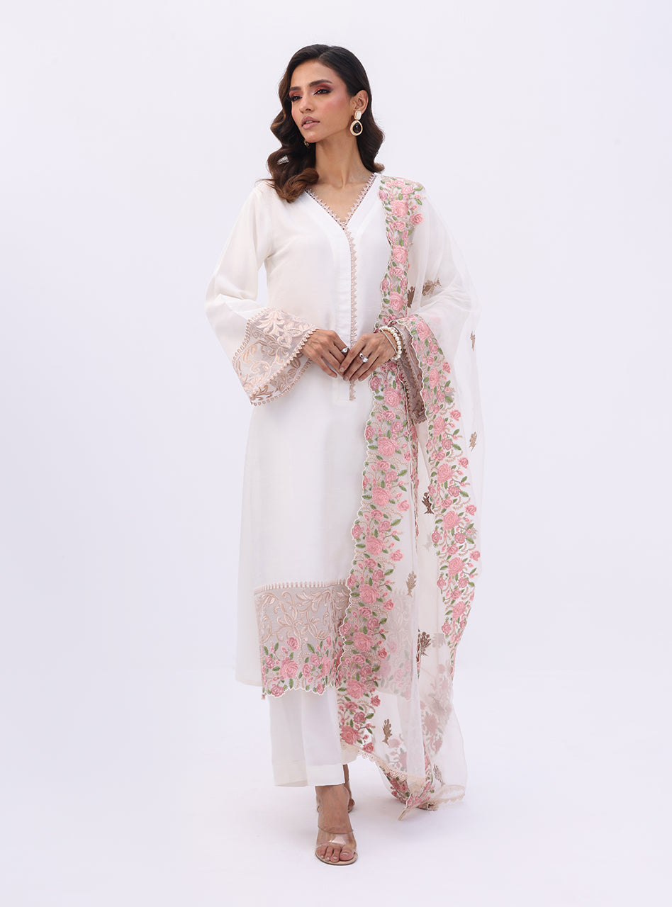 Zainab Chottani | Luxury Pret | AZIN GLOW by Zainab Chottani - Designer Dress - Type: Ladies Clothes - Available at Libayah - 100% Original
