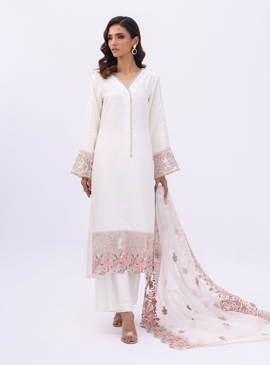 Zainab Chottani | Luxury Pret | AZIN GLOW by Zainab Chottani - Designer Dress - Type: Ladies Clothes - Available at Libayah - 100% Original