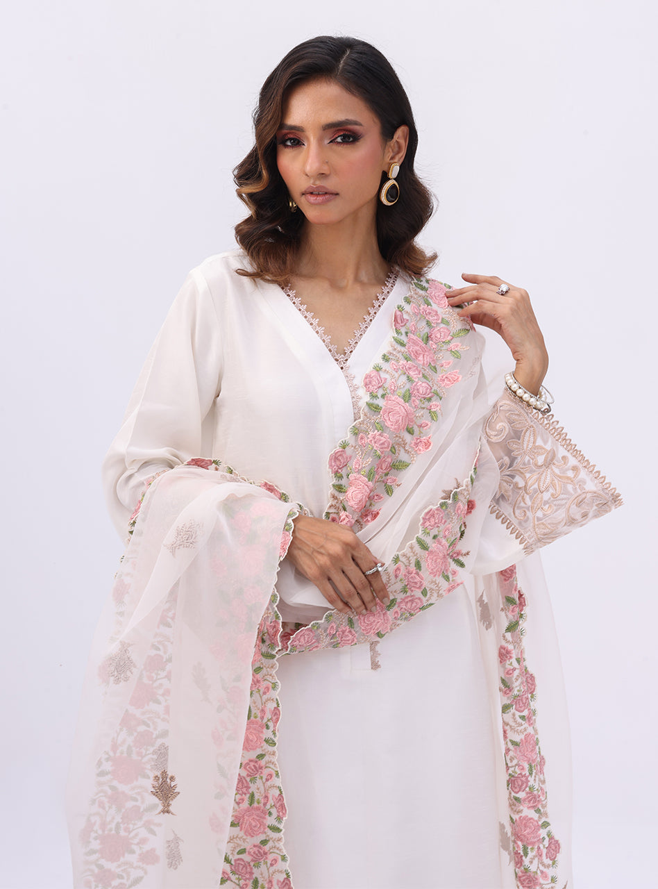 Zainab Chottani | Luxury Pret | AZIN GLOW by Zainab Chottani - Designer Dress - Type: Ladies Clothes - Available at Libayah - 100% Original