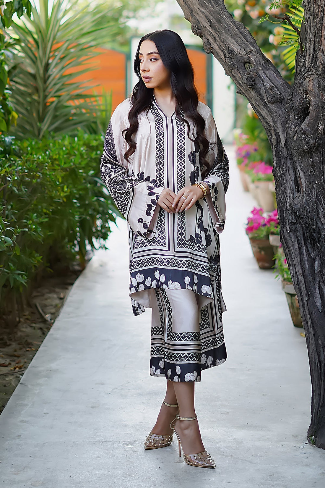 Erum Khan | Nue 25 | Royal Mirage by Erum Khan - Designer Dress - Type: Ladies Clothes - Available at Libayah - 100% Original