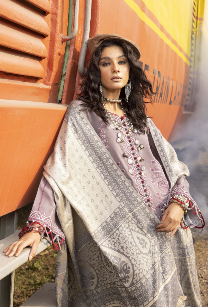 Humdum | Ragheer 24 | Rahgeer - D10 by Humdum - Designer Dress - Type: Ladies Clothes - Available at Libayah - 100% Original