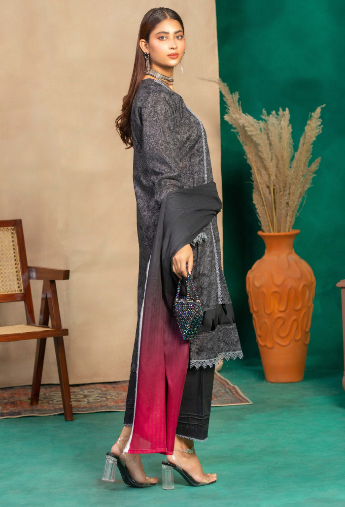 Humdum | AANGAN SS 24 | Aangan - D09 by HumDum - Designer Dress - Type: Ladies Clothes - Available at Libayah - 100% Original