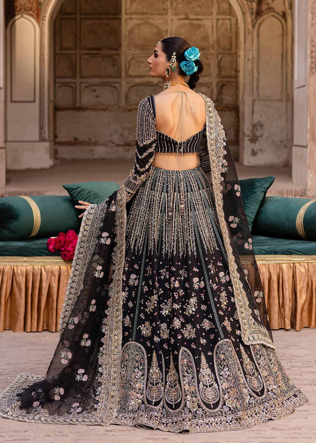 Akbar Aslam | Dastaan Luxury Formals | Nehaab by Akbar Aslam - Designer Dress - Type: Ladies Clothes - Available at Libayah - 100% Original