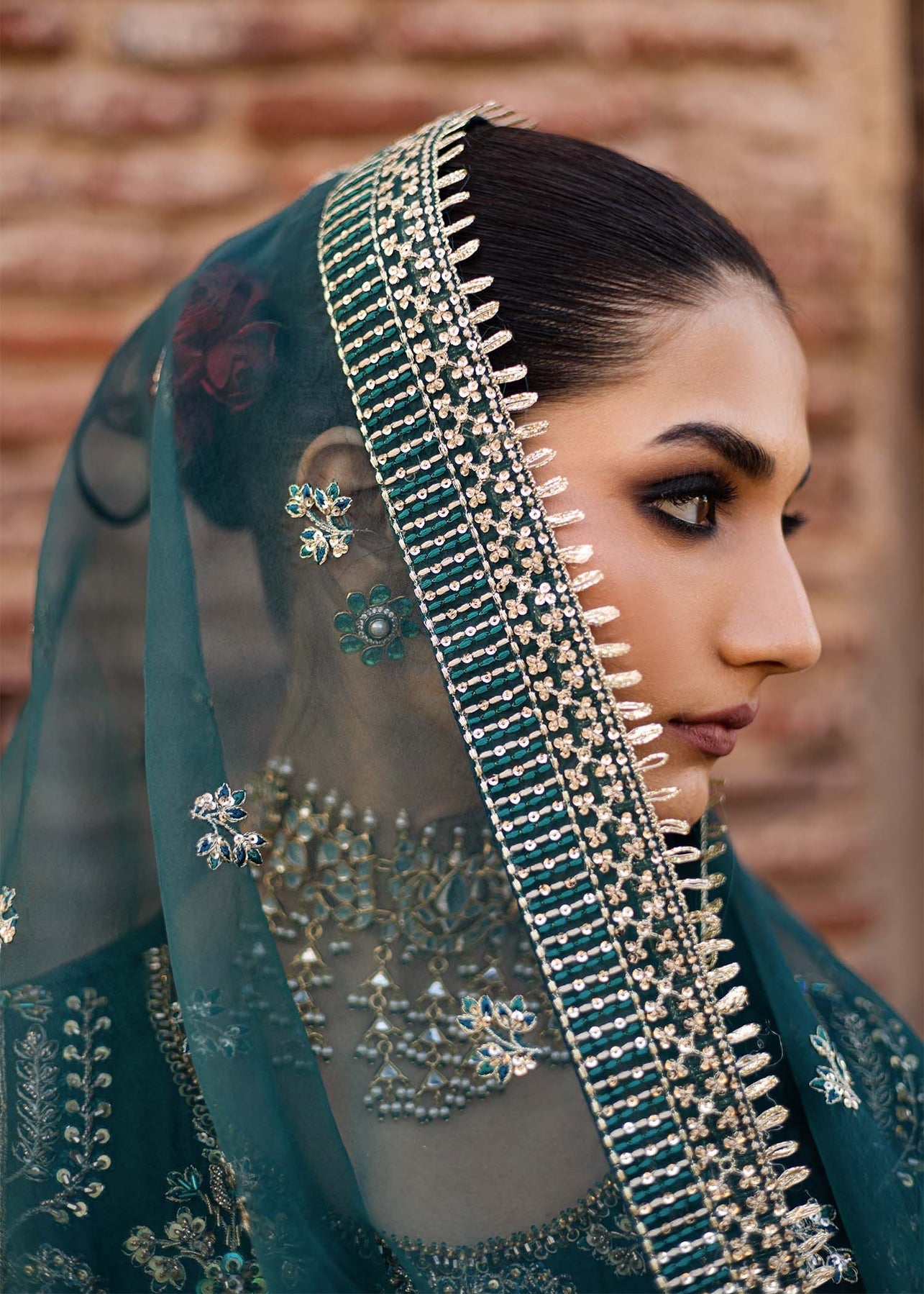 Akbar Aslam | Dastaan Luxury Formals | Nazgul by Akbar Aslam - Designer Dress - Type: Ladies Clothes - Available at Libayah - 100% Original