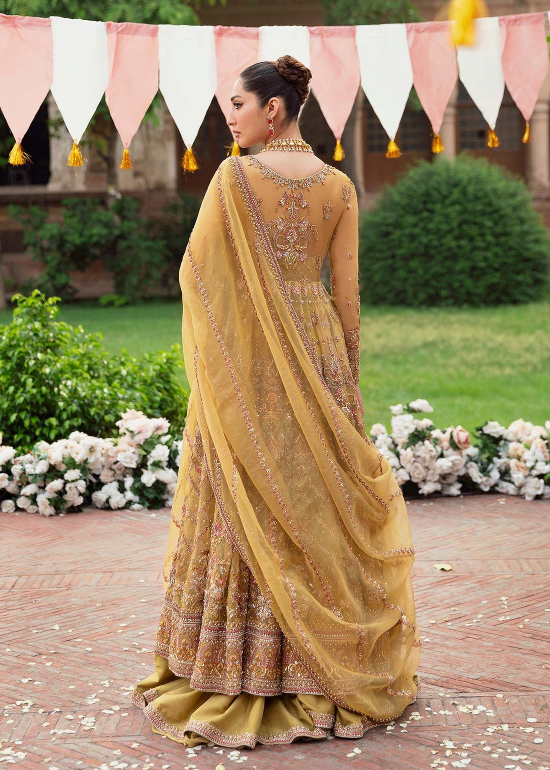 Akbar Aslam | Bridal Collection 2024 | ECLIPSE by Akbar Aslam - Designer Dress - Type: Ladies Clothes - Available at Libayah - 100% Original