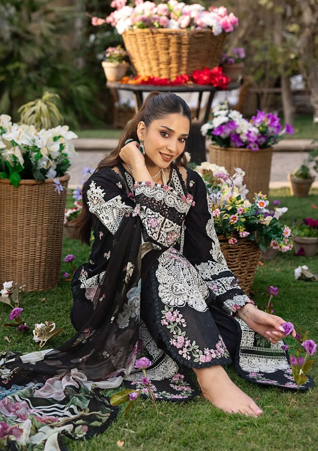 Elaf Premium | Luxury Lawn 25 | ELM-04 MAHJABEEN by Elaf Premium - Designer Dress - Type: Ladies Clothes - Available at Libayah - 100% Original