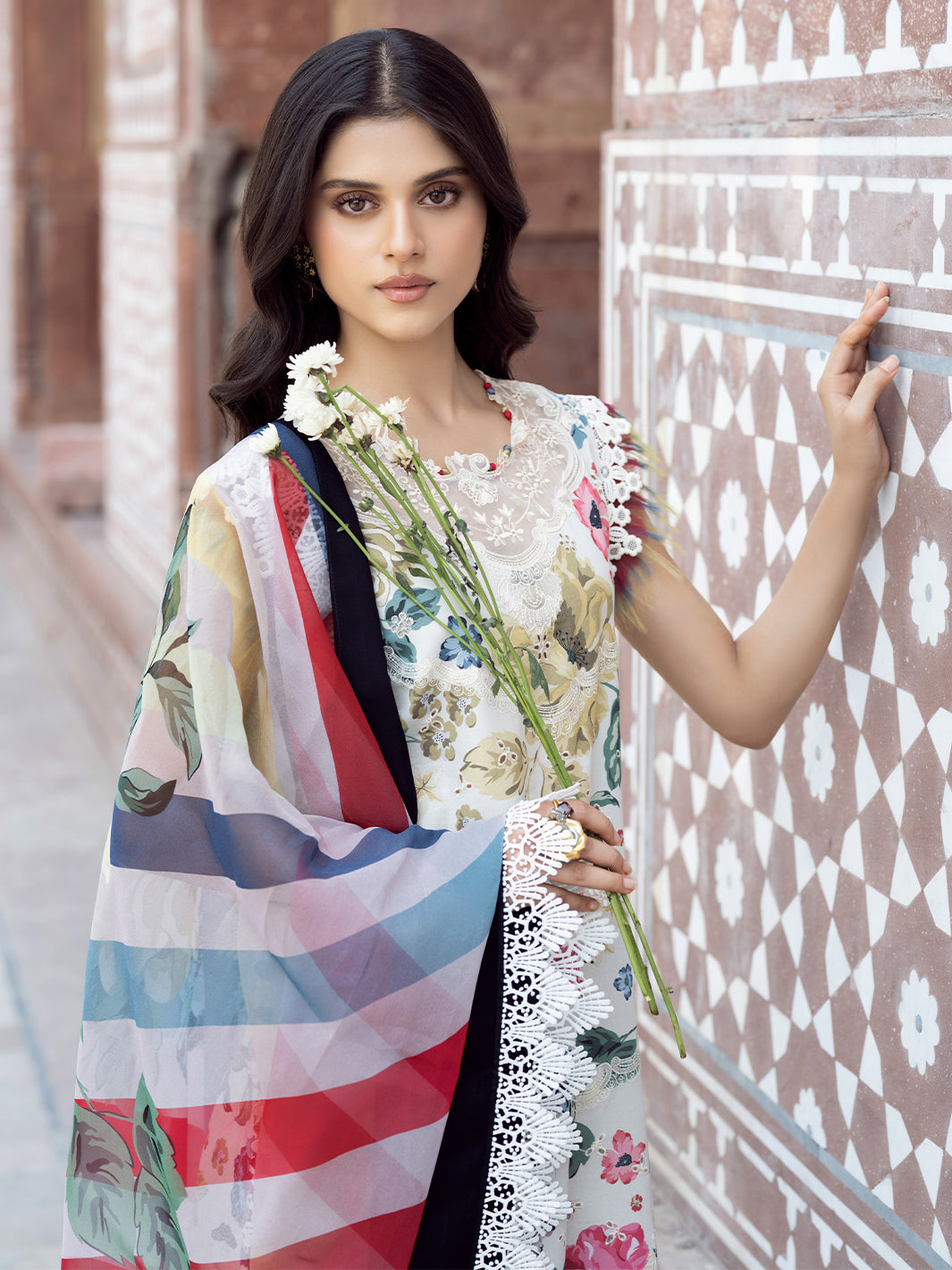 Bin Ilyas | Naqsh Naaz Luxury Lawn 25 | 2081 - A by Bin Ilyas - Designer Dress - Type: Ladies Clothes - Available at Libayah - 100% Original