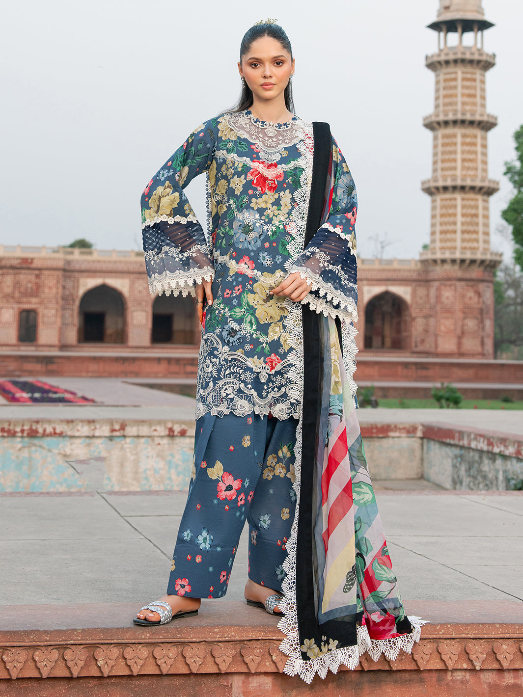 Bin Ilyas | Naqsh Naaz Luxury Lawn 25 | 2081 - B by Bin Ilyas - Designer Dress - Type: Ladies Clothes - Available at Libayah - 100% Original