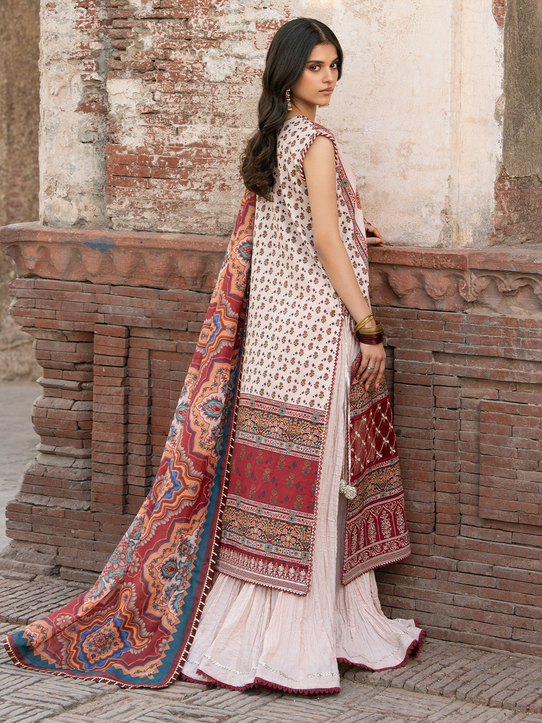 Bin Ilyas | Naqsh Naaz Luxury Lawn 25 | 2083 - A by Bin Ilyas - Designer Dress - Type: Ladies Clothes - Available at Libayah - 100% Original