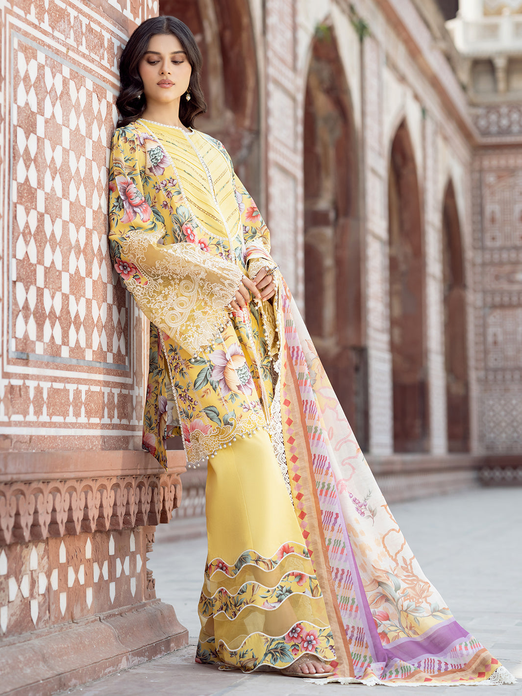Bin Ilyas | Naqsh Naaz Luxury Lawn 25 | 2085 - A by Bin Ilyas - Designer Dress - Type: Ladies Clothes - Available at Libayah - 100% Original