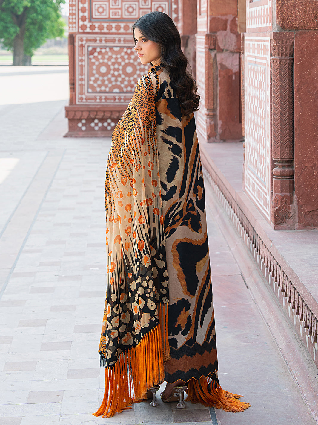 Bin Ilyas | Naqsh Naaz Luxury Lawn 25 | 2086 - B by Bin Ilyas - Designer Dress - Type: Ladies Clothes - Available at Libayah - 100% Original