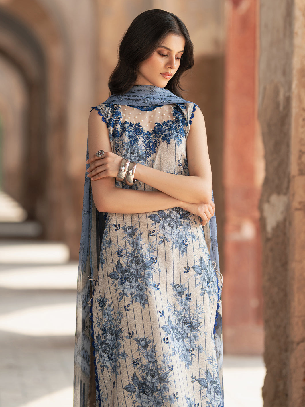 Bin Ilyas | Naqsh Naaz Luxury Lawn 25 | 2087 - A by Bin Ilyas - Designer Dress - Type: Ladies Clothes - Available at Libayah - 100% Original