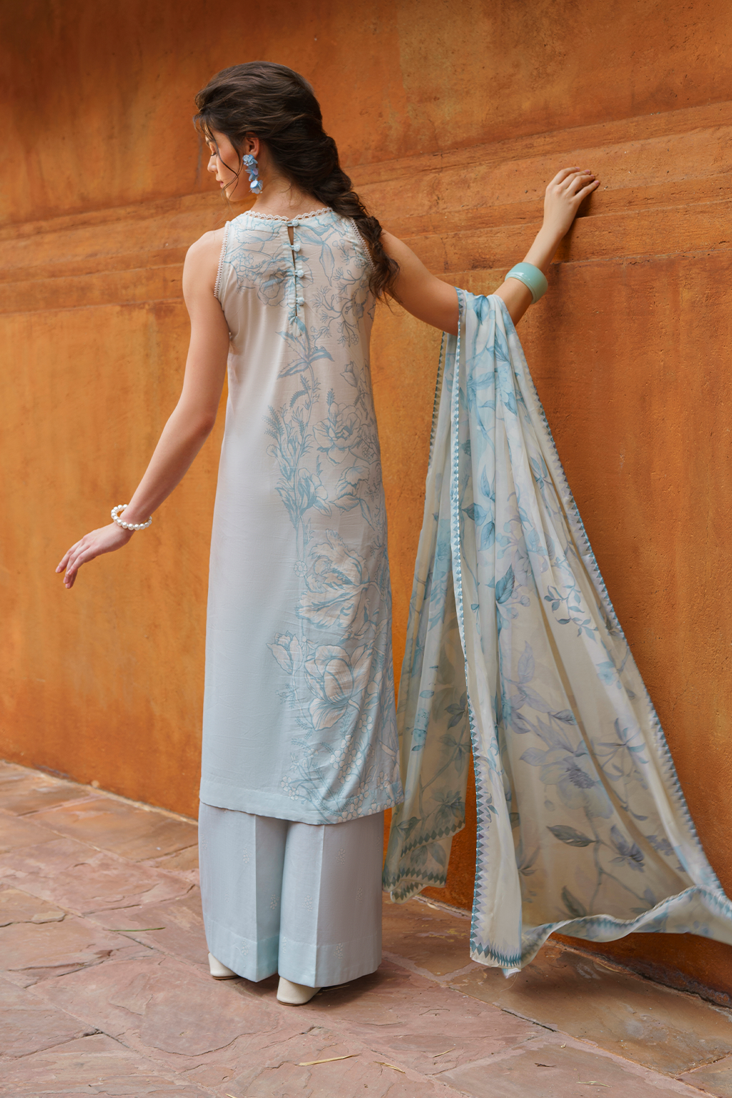 Iznik | Exclusive Lawn | UE-227 PRINTED LAWN by Iznik - Designer Dress - Type: Ladies Clothes - Available at Libayah - 100% Original