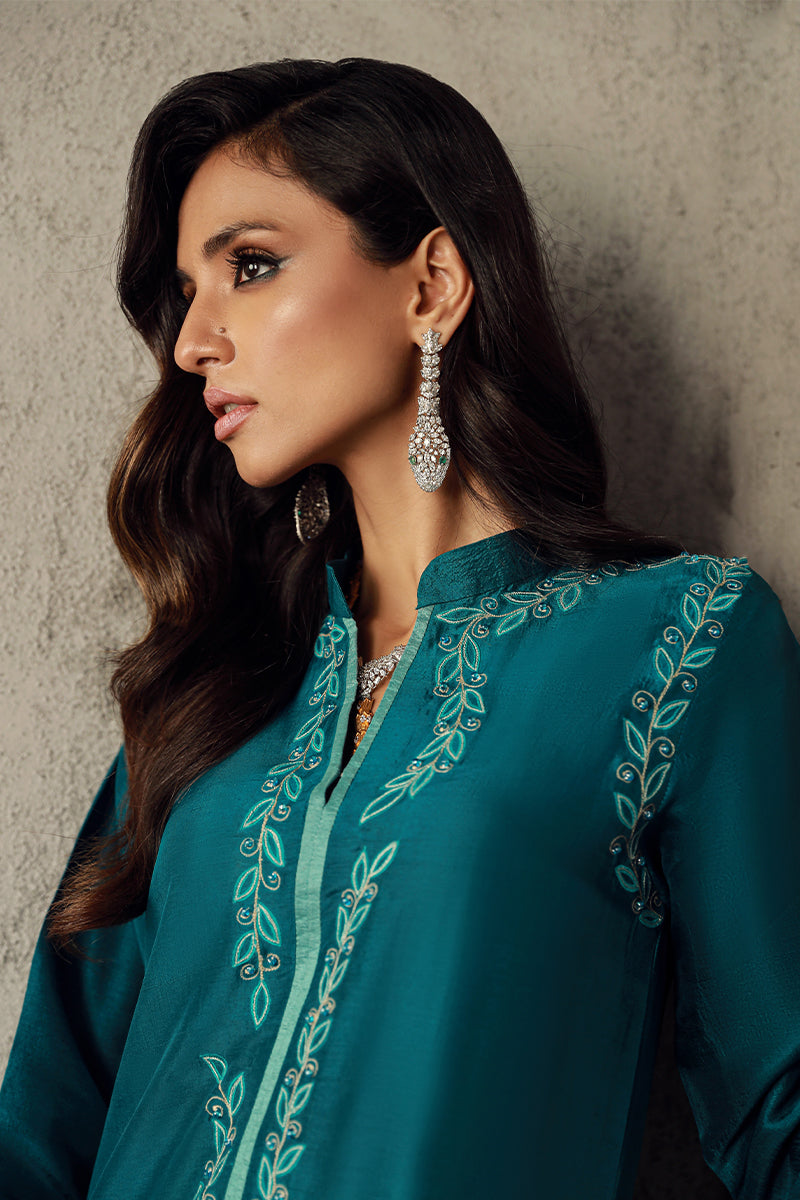 Wardha Saleem | Luxury Pret Traditional Wear | SAFAA by Wardha Saleem - Designer Dress - Type: Ladies Clothes - Available at Libayah - 100% Original