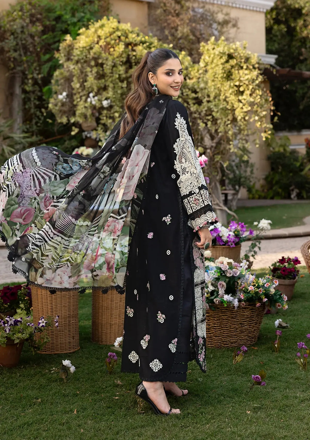 Elaf Premium | Luxury Lawn 25 | ELM-04 MAHJABEEN by Elaf Premium - Designer Dress - Type: Ladies Clothes - Available at Libayah - 100% Original