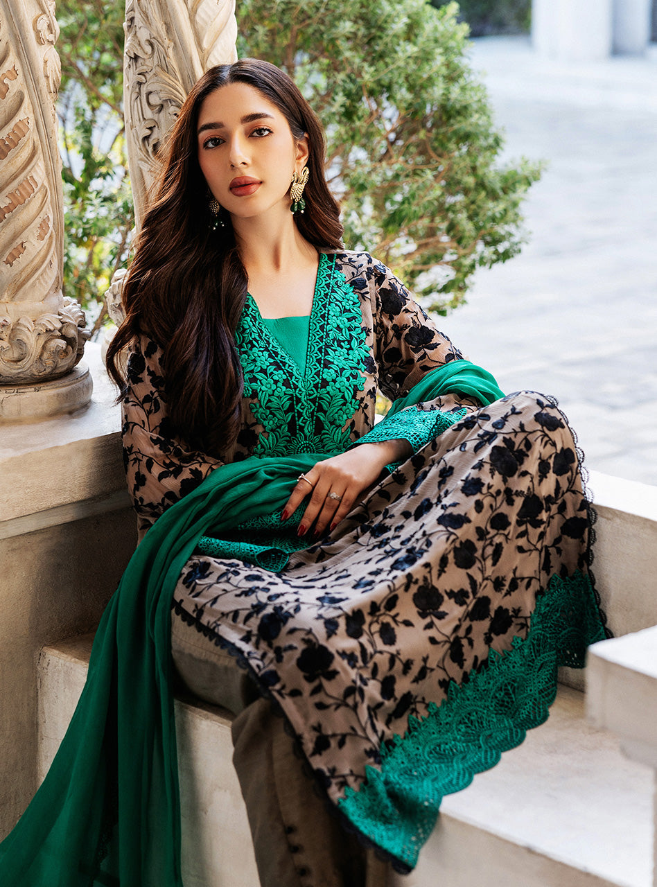 Zainab Chottani | Ramadan Edit 25 | Imperial Coffee by Zainab Chottani - Designer Dress - Type: Ladies Clothes - Available at Libayah - 100% Original