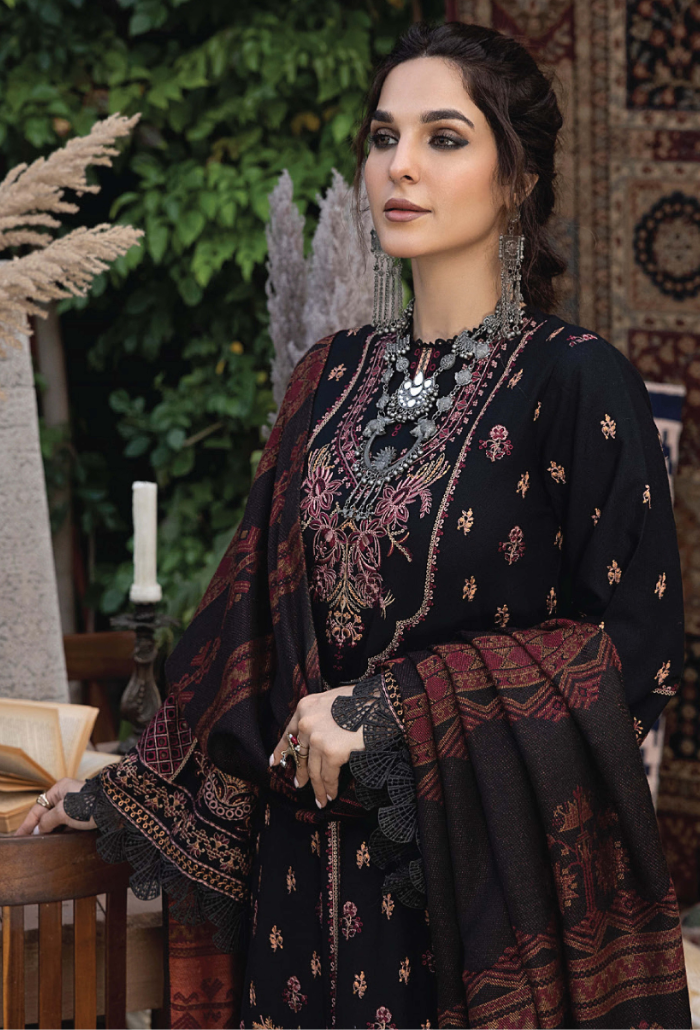 Humdum | Denara 2024 | Denara - D01 by HumDum - Designer Dress - Type: Luxury - Available at Libayah - 100% Original