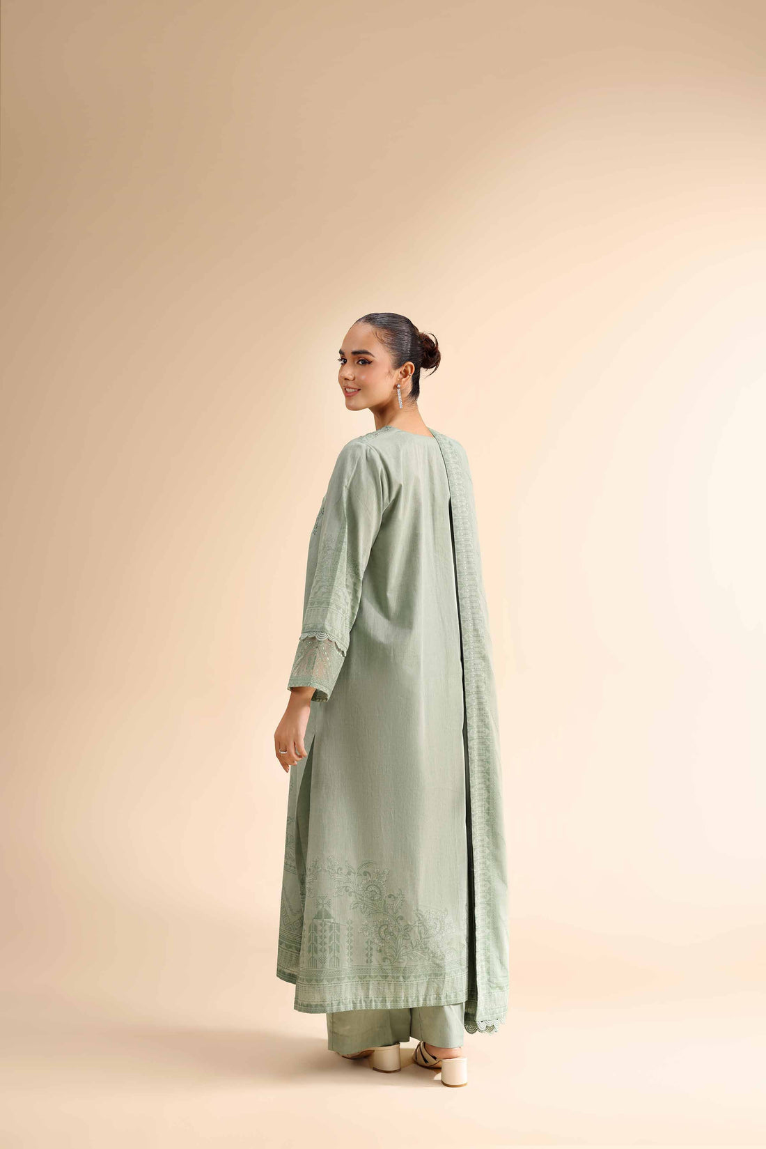 Nishat | Cross Season Edit | 42501046 by Nishat - Designer Dress - Type: Ladies Clothes - Available at Libayah - 100% Original