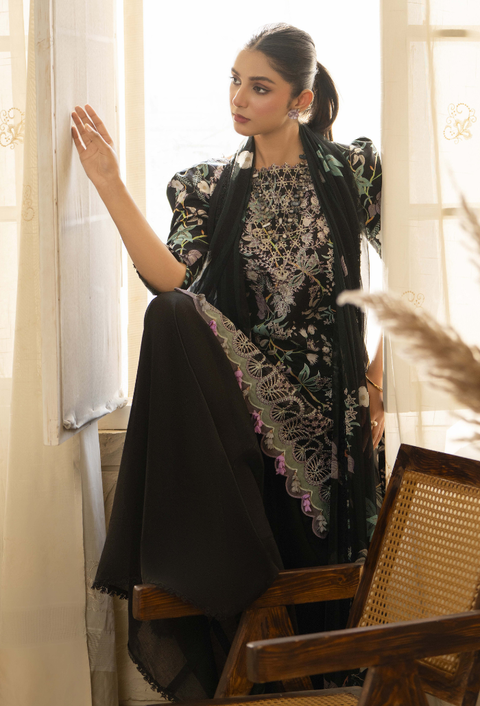Humdum | Senora Lawn 25 | Senora - D02 by Humdum - Designer Dress - Type: Ladies Clothes - Available at Libayah - 100% Original