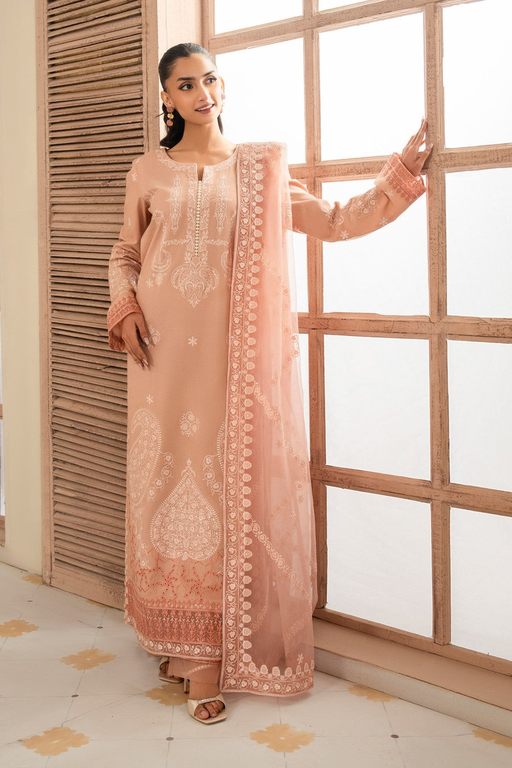 Maryum N Maria | Luxury Lawn 25 | AFRA - MS50114 by Maryum N Maria - Designer Dress - Type: Ladies Clothes - Available at Libayah - 100% Original