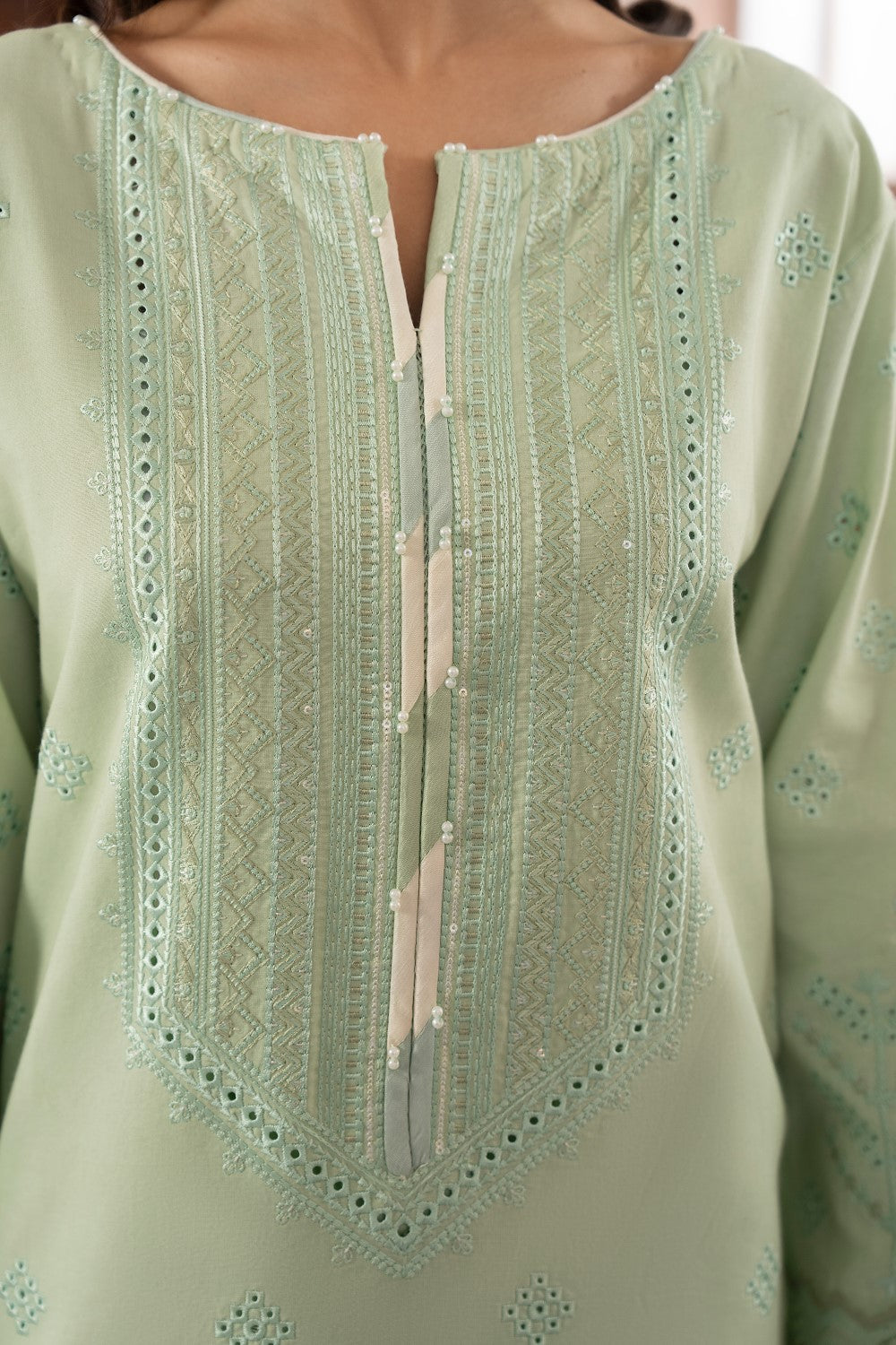 Maryum N Maria | Luxury Lawn 25 | AZAL - MS50116 by Maryum N Maria - Designer Dress - Type: Ladies Clothes - Available at Libayah - 100% Original