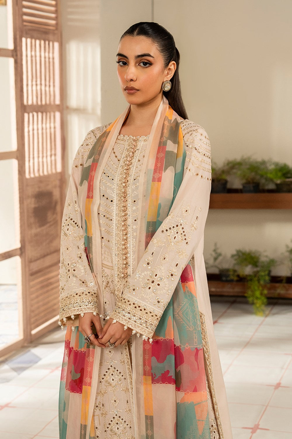 Maryum N Maria | Luxury Lawn 25 | ABIA - MS50120 by Maryum N Maria - Designer Dress - Type: Ladies Clothes - Available at Libayah - 100% Original