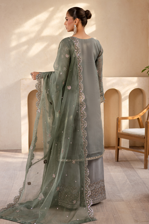 Emaan Adeel | Noore Festive Formals | VELIZA by Emaan Adeel - Designer Dress - Type: Ladies Clothes - Available at Libayah - 100% Original