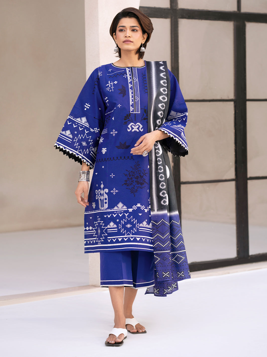 Bin Ilyas | Aaina Summer Edit 25 | 81 - A by Bin Ilyas - Designer Dress - Type: Ladies Clothes - Available at Libayah - 100% Original