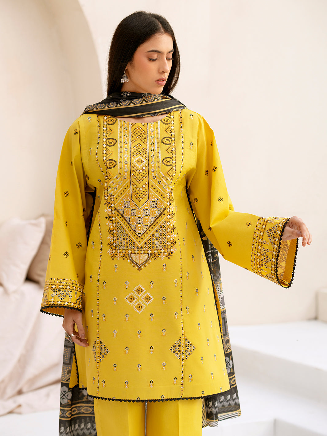 Bin Ilyas | Aaina Summer Edit 25 | 86 - B by Bin Ilyas - Designer Dress - Type: Ladies Clothes - Available at Libayah - 100% Original
