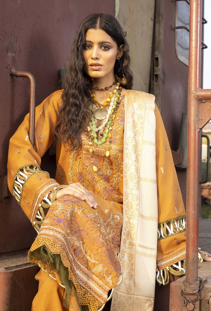 Humdum | Ragheer 24 | Rahgeer - D09 by Humdum - Designer Dress - Type: Ladies Clothes - Available at Libayah - 100% Original