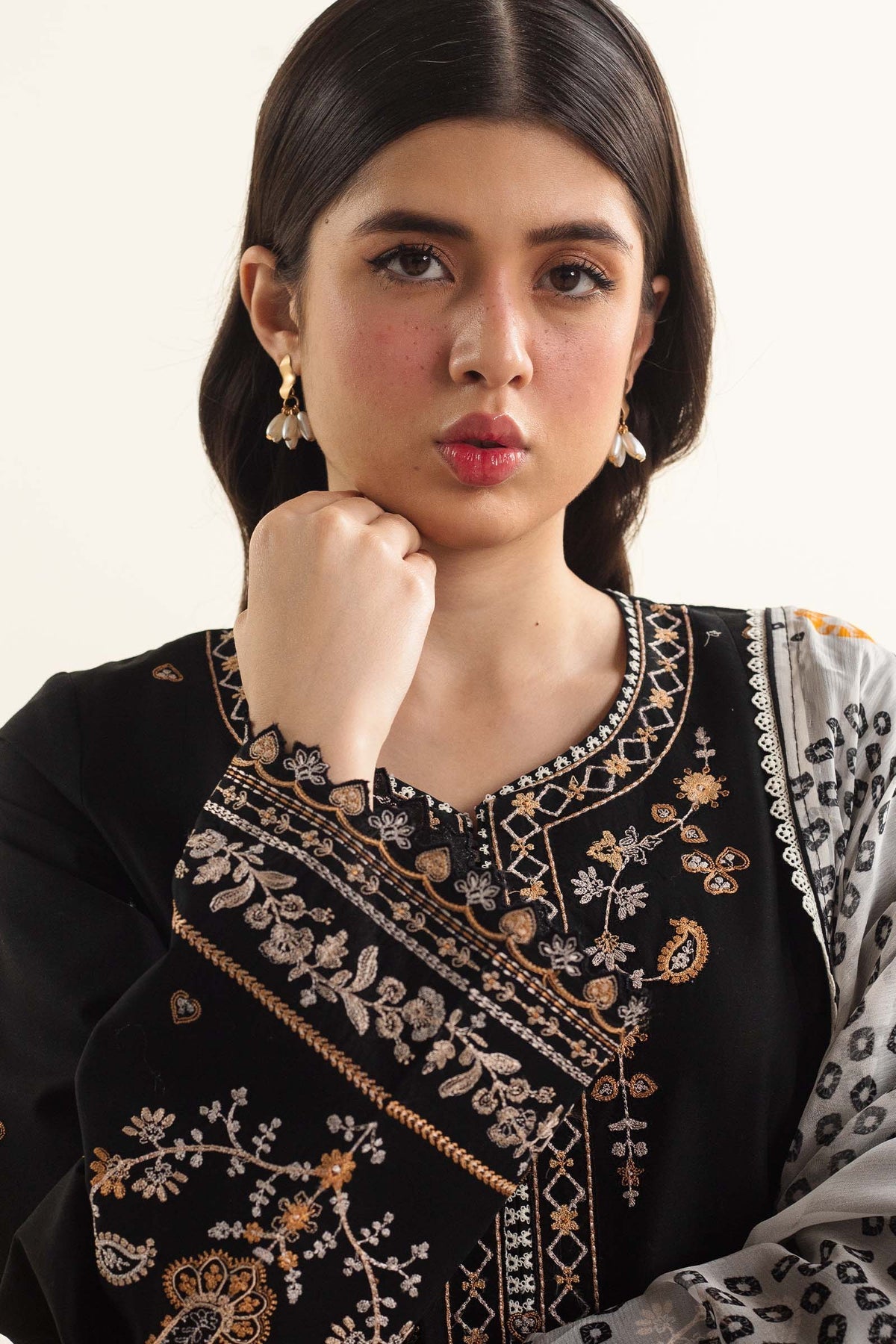 Zara Shahjahan | Coco Lawn Vol 2 | ARELA-7B by Zara Shahjahan - Designer Dress - Type: Ladies Clothes - Available at Libayah - 100% Original